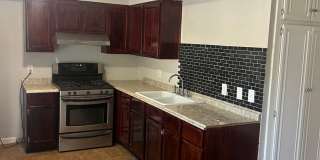 3 Bedroom 1.5 Bathroom   Cheyenne & Civic Center Gallery 1
