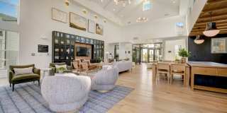 Magnolia Haus Gallery 13