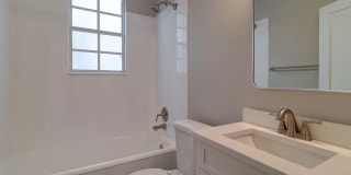 The Hyde Park Collection Gallery 16