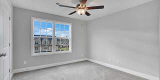LIMITED-TIME OFFER: Lease today for $1,450/month with a $500 Security Deposit with Approved Credit! Gallery 25