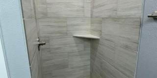 401 W Elm Street Gallery 9