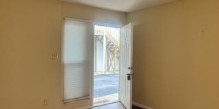 695 Riverview Gallery 15