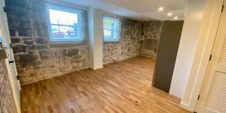 Andrews Court Gallery 42