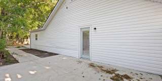 3 Bedroom Home in Wilmington with a fenced yard and garage! Gallery 20