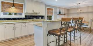 Fully Furnished Mid or Long Term Home on Whitemarsh Island! Fully Furnished Mid or Long Term Home on Whitemarsh Island! Gallery 11