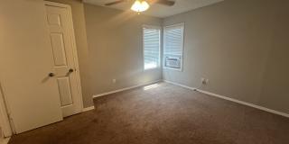 2511 39th Street Gallery 28