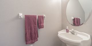 2 Bedroom - 2.5 Bathroom - Gated Community - Community Pool Gallery 28