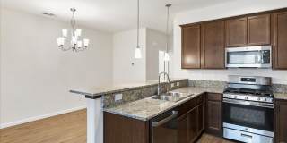 The Sierra - Beautiful 2 Bedroom Luxury Townhome with Loft, 2.5 Bath and 2 Car Garage Gallery 3