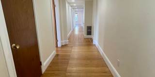 Charming 3 Bedroom-No Broker Fee Gallery 4