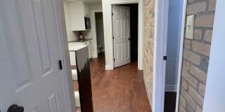Gorgeous Commercial Unit off of North Market! Gallery 9
