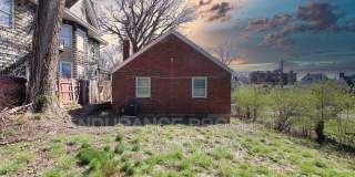 937 Grand Avenue Gallery 17