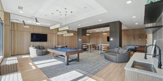 610 West Gallery 129