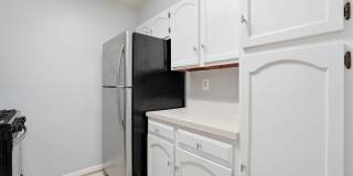 5902 COVE LANDING Road unit: 203 Gallery 8