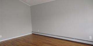 107 Mitchell Avenue Gallery 8
