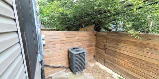 Malcolm X Park 3bd/3bth Bi-Level Gallery 23