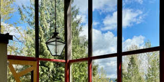 2 Bed / 2 Bath Lakeview Bellevue cottage $3,295/month Gallery 4