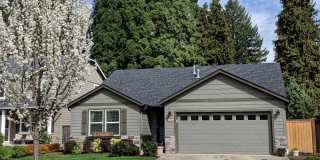 Spacious Three Bedroom Home in North Albany- Available Soon! Gallery 1