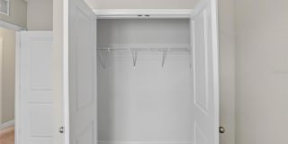 2546 WARREN ACRES Boulevard Gallery 55
