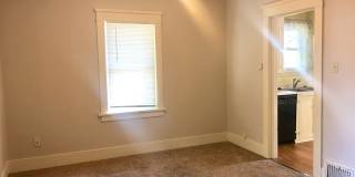 BIG 4 bedroom,  2 Bath Close to UNC Gallery 6