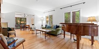 Gorgeous Home in Ironwoods Neighborhood Chapel Hill Gallery 3