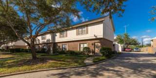 Ridgeway Townhomes on Burnham Drive Gallery 5
