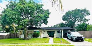 924 SW 11th Street Gallery 1