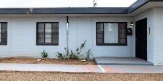 Cozy & Modern 2-Bedroom Home Gallery 1
