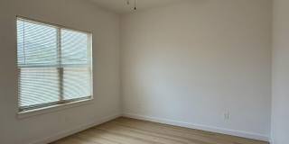 5703 Kemper Street Gallery 14