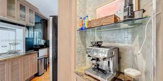 1419 NE 4th Ct Gallery 10