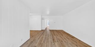 351 S. Manhattan Pl. Gallery 12