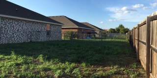 ALL TILE DUPLEX IN NOLANVILLE!!! Gallery 1