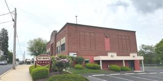 1515 MOUNT HOPE Avenue Gallery 1