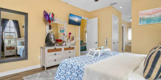Fully Furnished Heated Pool Home Gallery 34