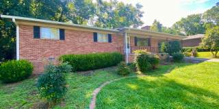 SINGLE FAMILY HOME IN THE CITY Gallery 1