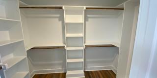 Room in 4 Bedroom Home at Edgerton Dr Gallery 51