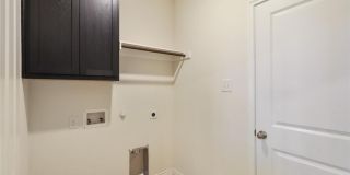 500 Cowboy Way Gallery 14