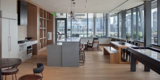 Helm Helm Gallery 43