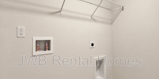 8008 Railroad Ave W Gallery 12