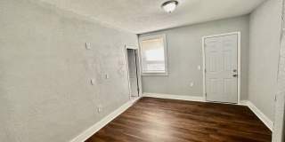 Wonderful Bungalow Just Renovated! Gallery 17