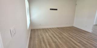 Welcome to your future home! Beautiful 3-bedroom, 2-bathroom house - Don't Miss out Gallery 4