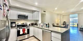 1515 Colby Ave - Co-Living Gallery 17