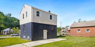 BEAUTIFULLY RENOVATED THREE BEDROOM 2 BATH HOME IN COLLEGE PARK IS IMMEDIATELY AVAILABLE Gallery 3