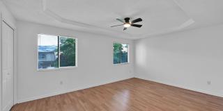 Newly Renovated Beautiful 2 Bedroom Home Gallery 21