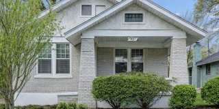RENOVATED 3 Bedroom 1 bathroom home in Glenview! Gallery 1