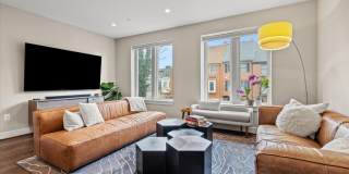 607 SLADE Court Gallery 3