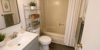 Blacksburg, 3 BR / 2.5 BA Available July 27 Gallery 10