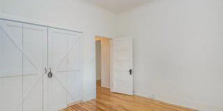 Adorable 2BR House for Rent! Gallery 11