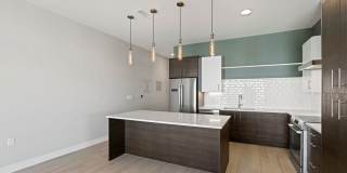 Beautiful 2 Bedroom 2 Bath Condo in the Heart of Rino District! Gallery 8