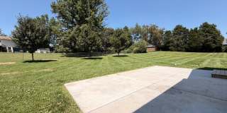 19 Andys Ln | 3 Bed / 3 Bath | 1,960 sq ft | 2-Car Garage Gallery 24
