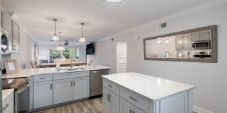 3021 Sandpiper Bay Circle Gallery 1